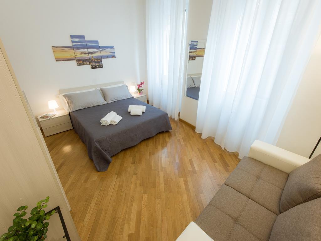 Stylisch Canacci 2 Bedroom Apartment ฟลอเรนซ์ ภายนอก รูปภาพ