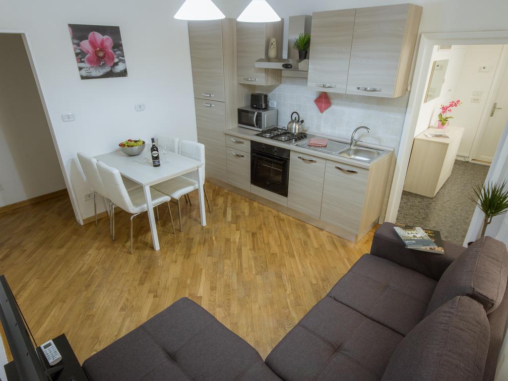 Stylisch Canacci 2 Bedroom Apartment ฟลอเรนซ์ ภายนอก รูปภาพ